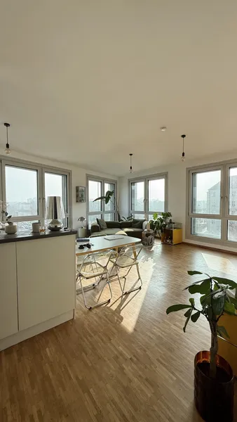 Für 5 Monate (!) Lichtdurchflutete 86qm 3-Zimmer Wohnung Prenzlauer Berg / Panko — photo 1